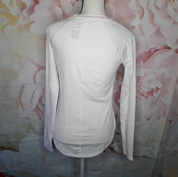 NWT All In Motion Essential Crewnwck Long Sleeve Shirt - Picture 4 of 11